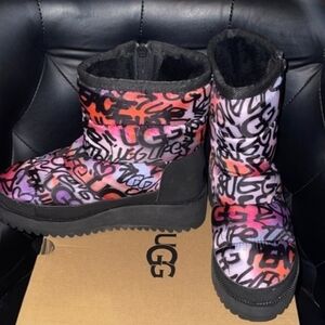 UGG Vibrant Graffiti Print Boots. Brand new❗️